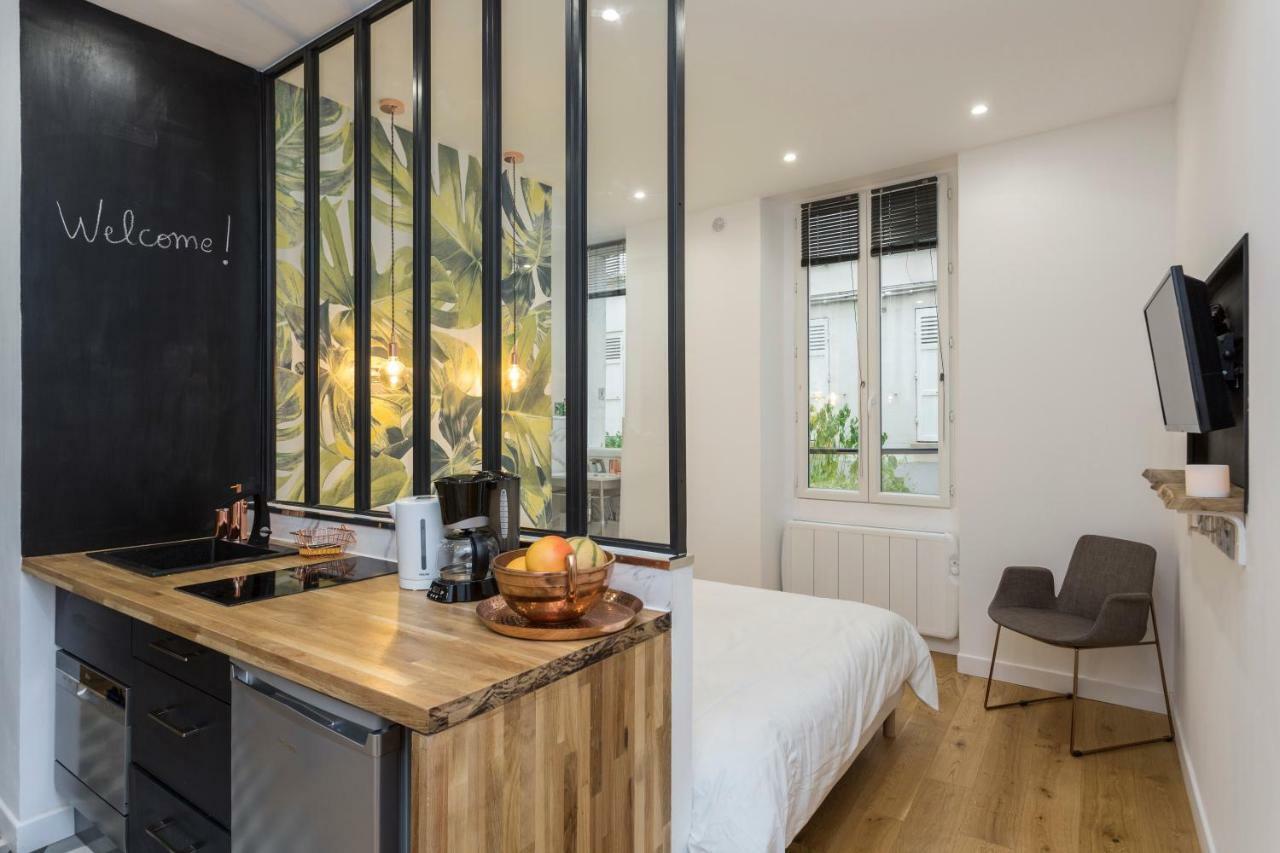 Апартаменты Studio D'Architecte Au Pied De Tour Eiffel Париж Экстерьер фото